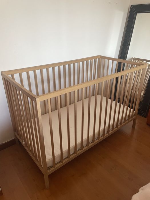 Berço SNIGLAR Ikea + Colchão KRUMMELUR
