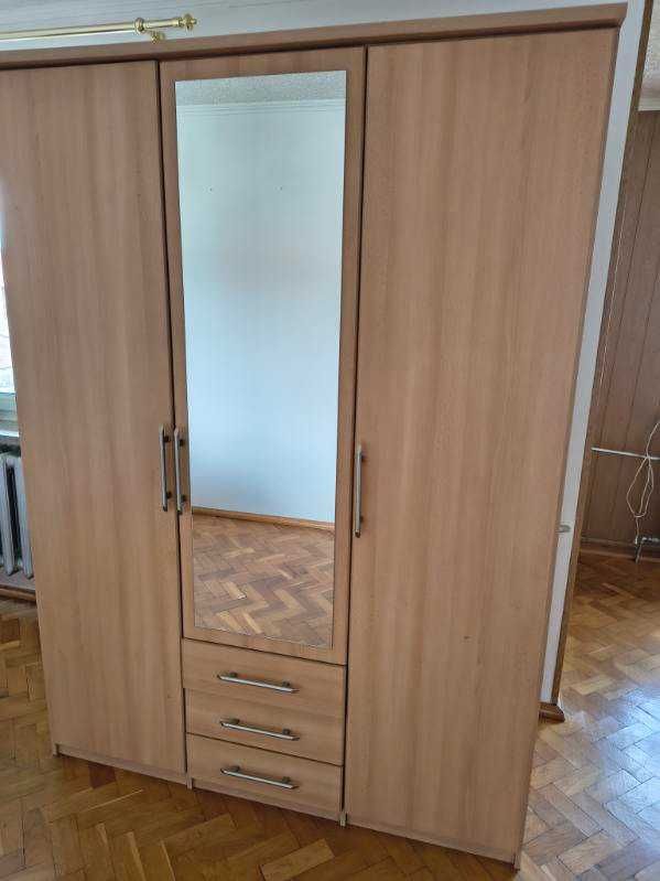 STARA MEBLOŚCIANKA, szafa z biurkiem, regał z półkami, szafa z lustrem