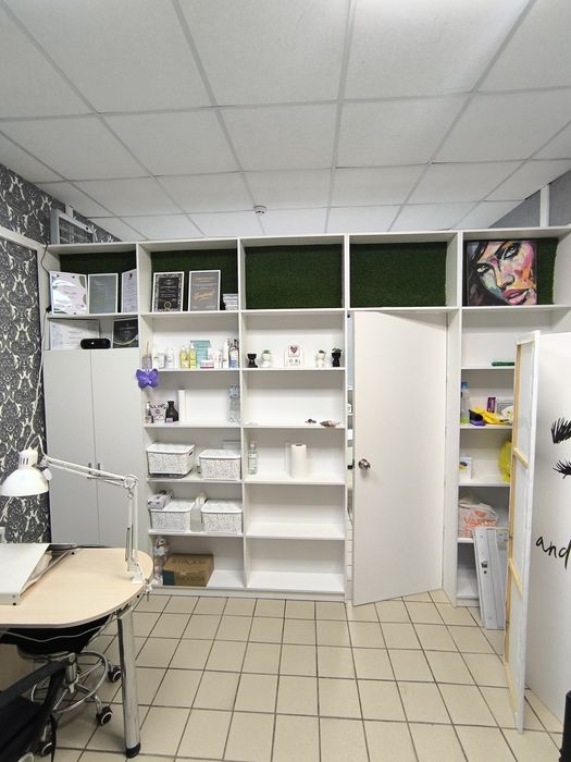 Дерев'яна перегородка з дверима 13000 грн