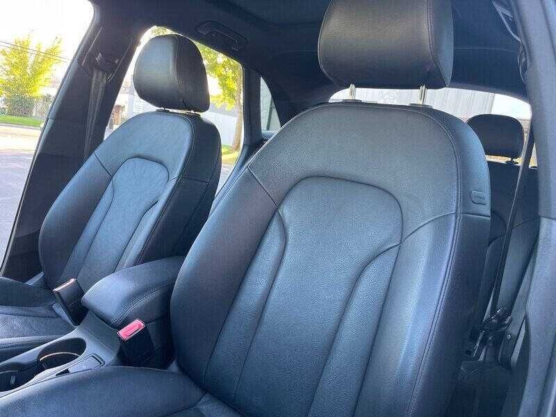 2016   Audi   Q3