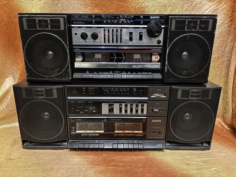 Касетний магнітофоні*Sanyo WM 227 Lo*Sanyo concert series C 33*W20.*