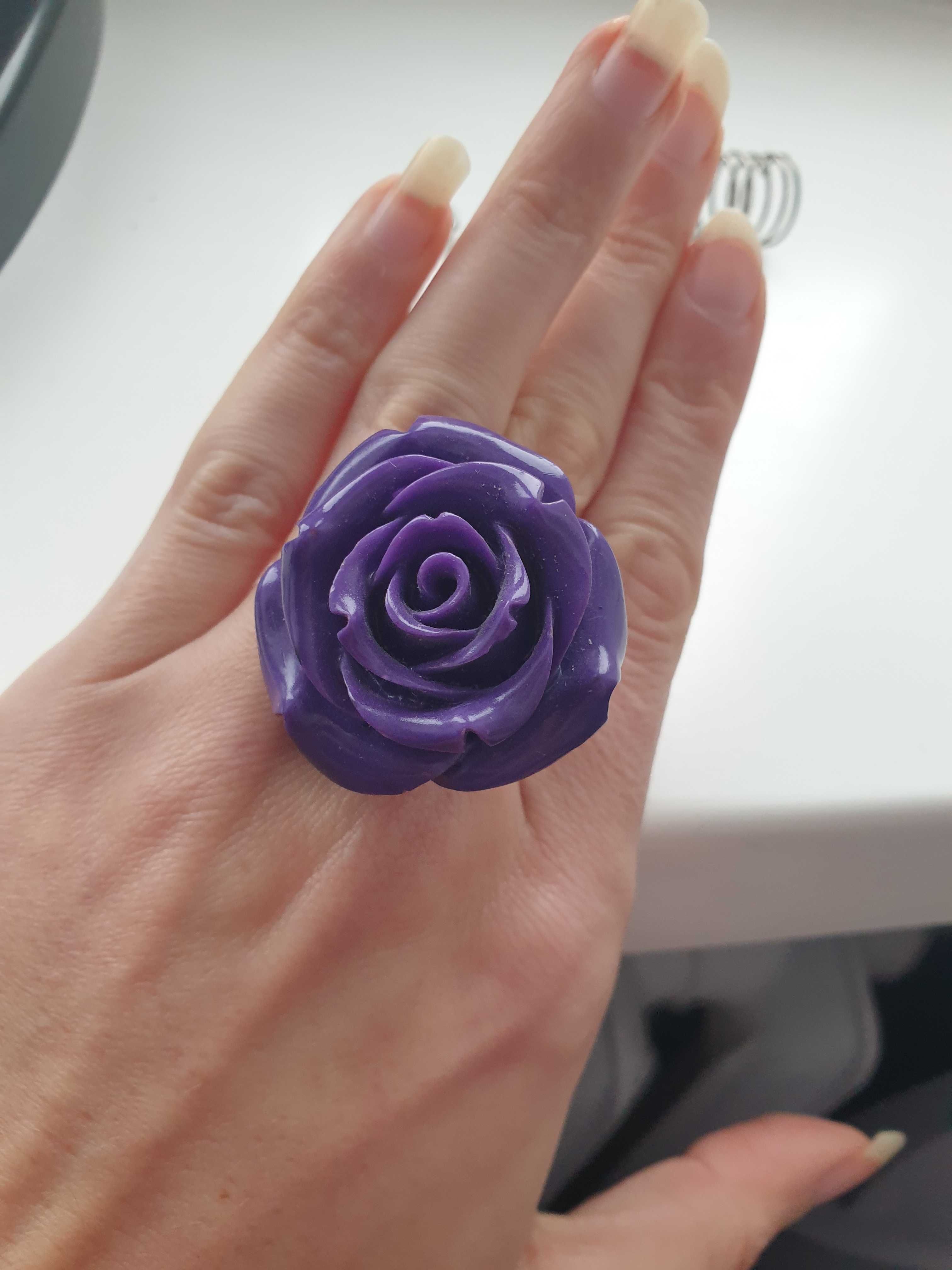 Zestaw pierścionków pierścionki pierścionek z kwiatem