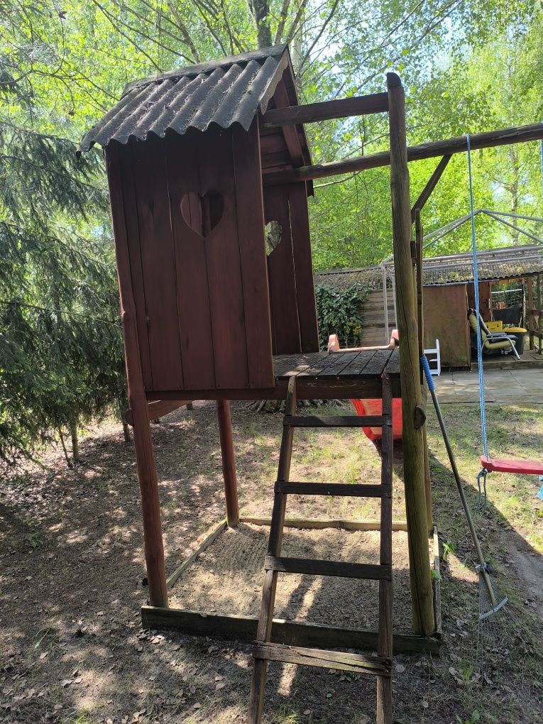 Drewniany domek na działkę dla dzieci z slizgawka ,huśtawka, piaskowni