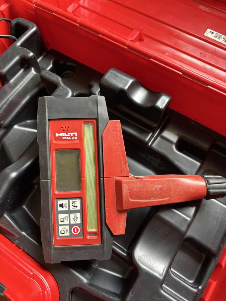 Ротаційний нівелір Hilti PR 3