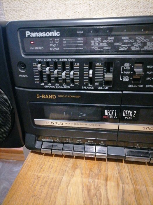 Продам магнитолу Panasonic,