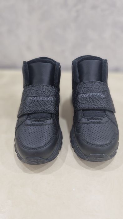 Ботінки для хлопчика SKECHERS демі на флісі.Стан новий.30р