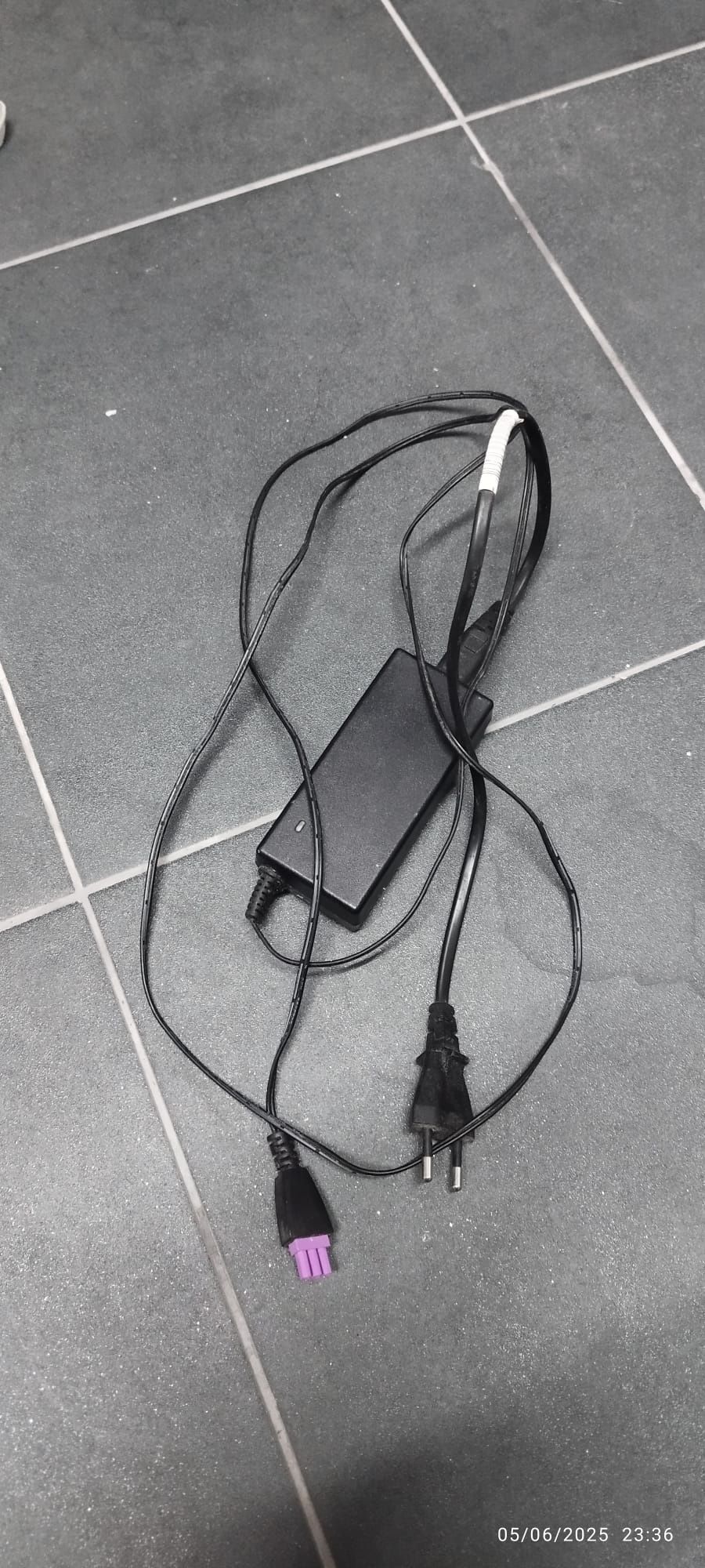 Adaptador HP com ficha roxa