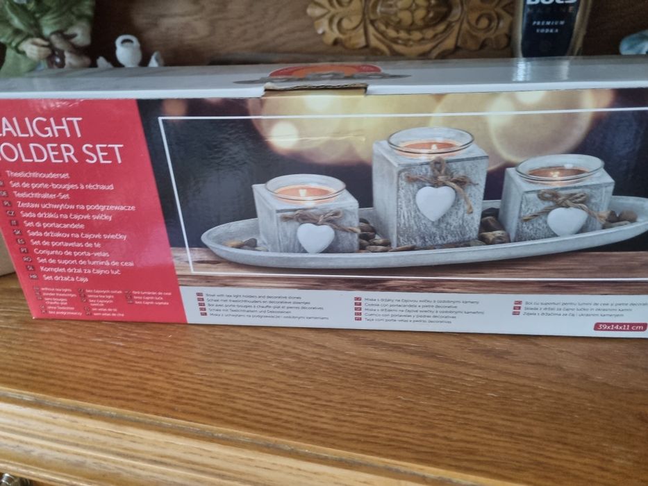 3 swieczki z sercem na podstawce