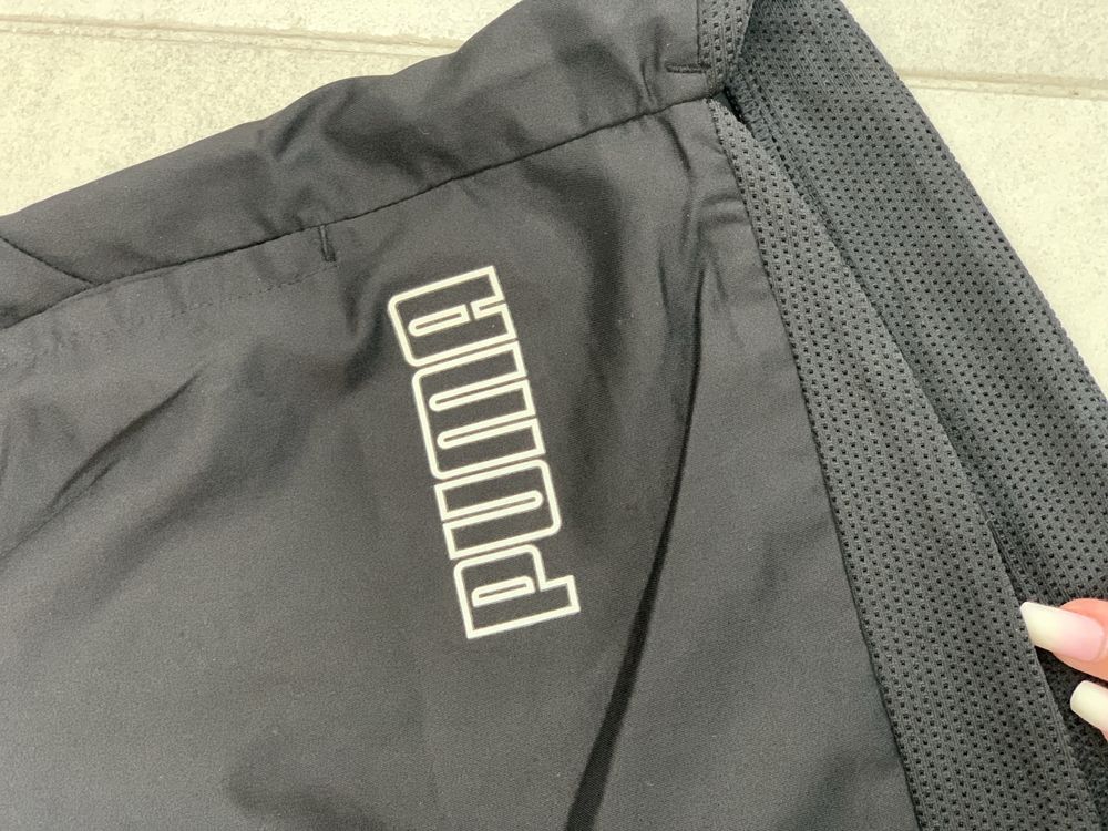Шорти Puma чорні розмір L жіночі