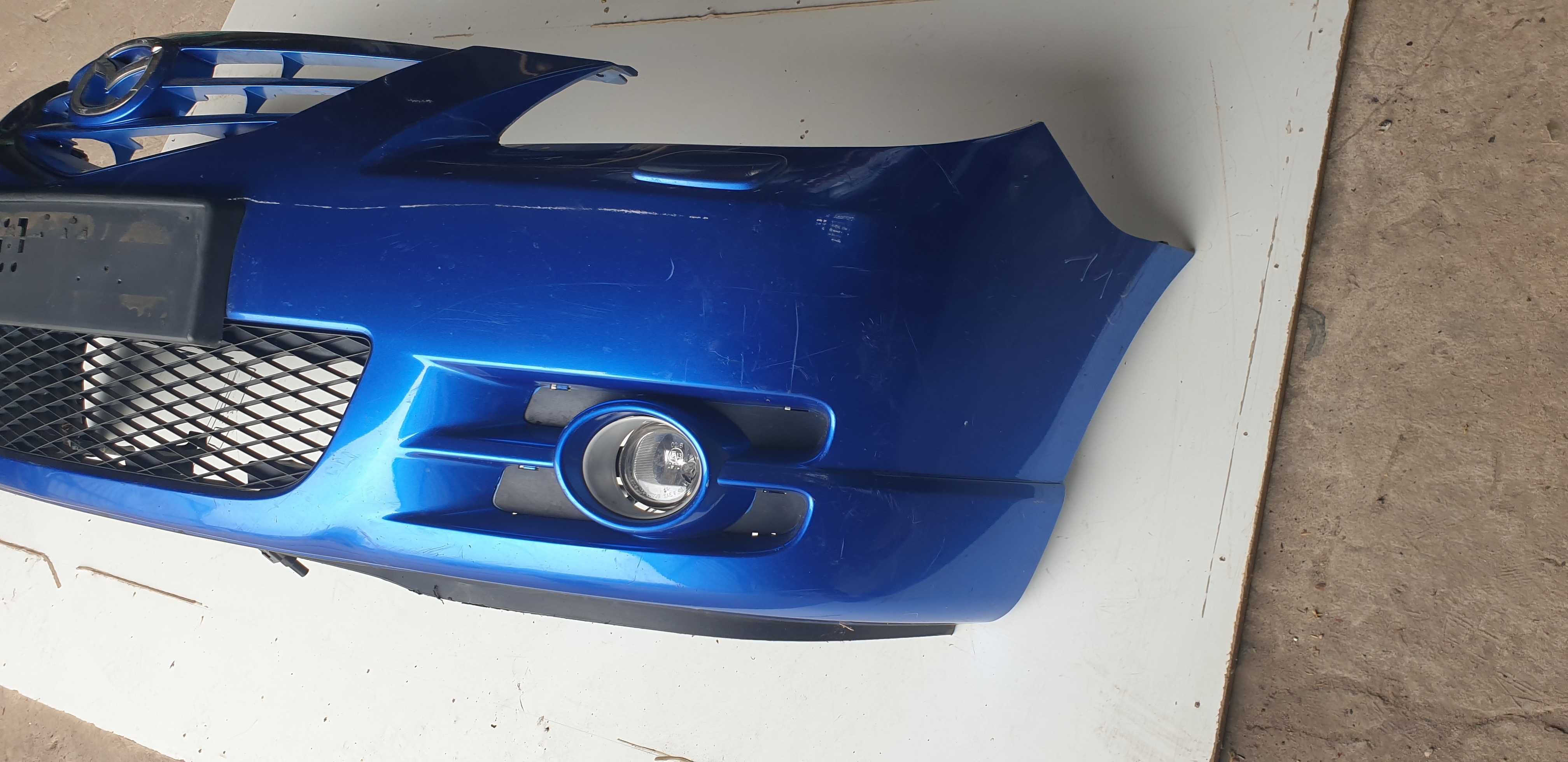 [113] Zderzak przedni Mazda 3 Sport 03-06r.