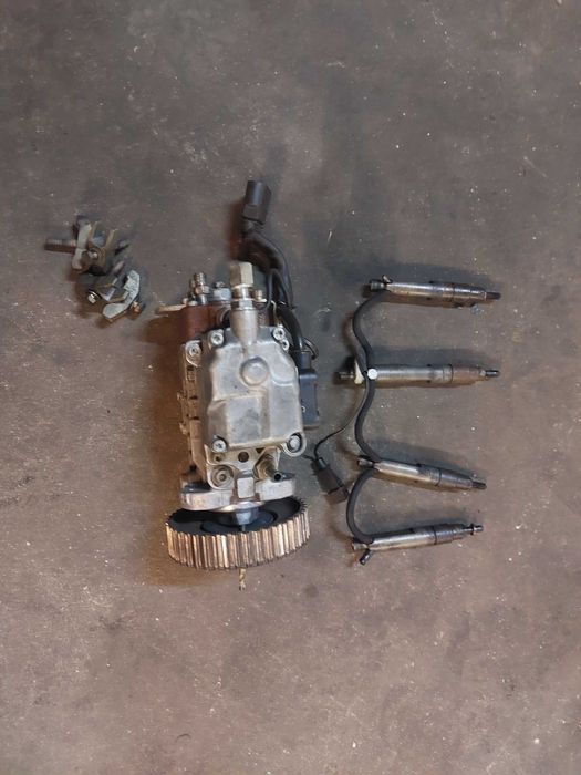 Bomba injectora com injectores Audi  A3 1.9 TDI