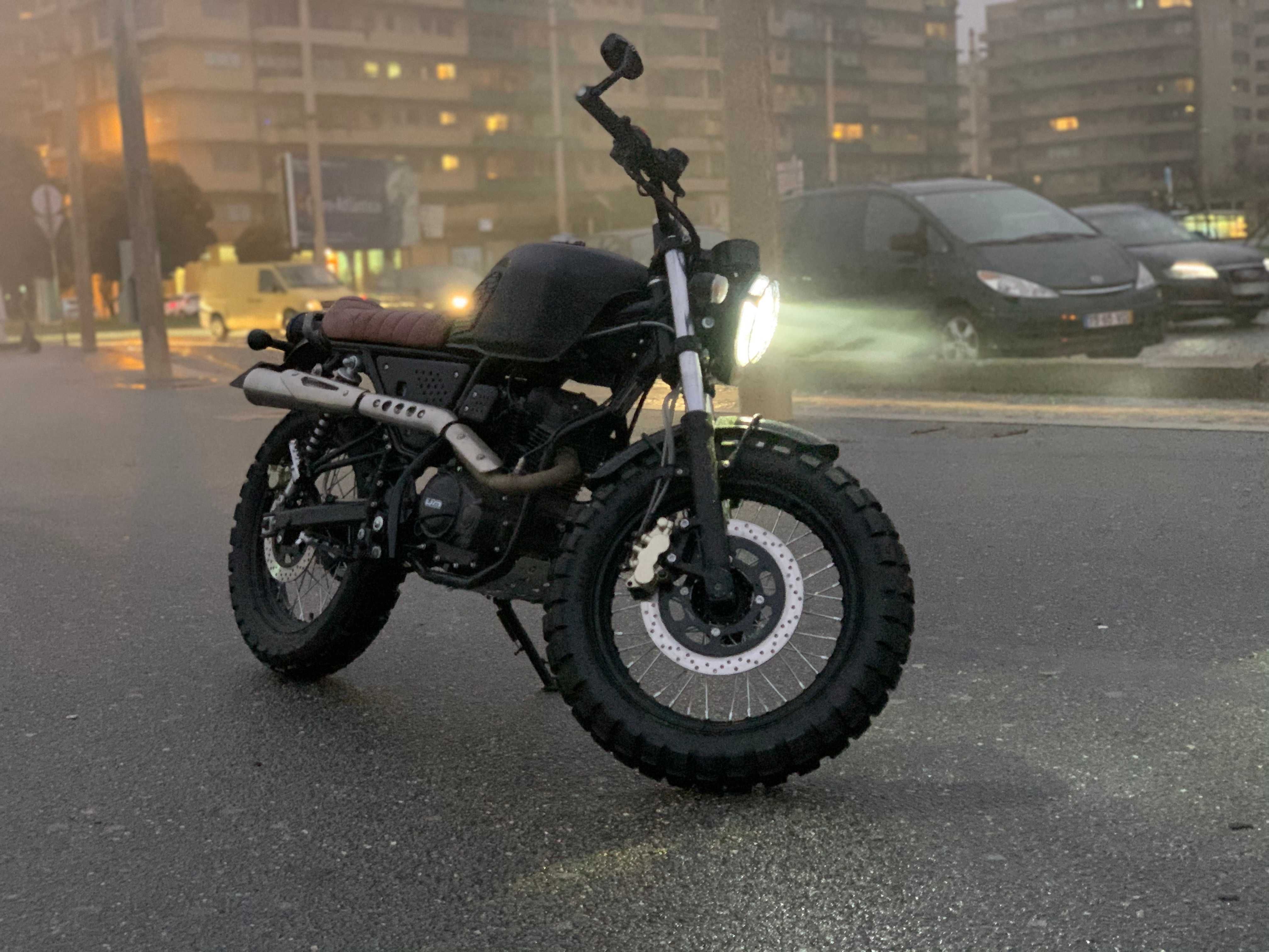 Mota UM Scrambler X Naked 125