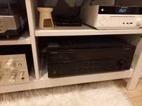 Yamaha RX-V671 amplituner