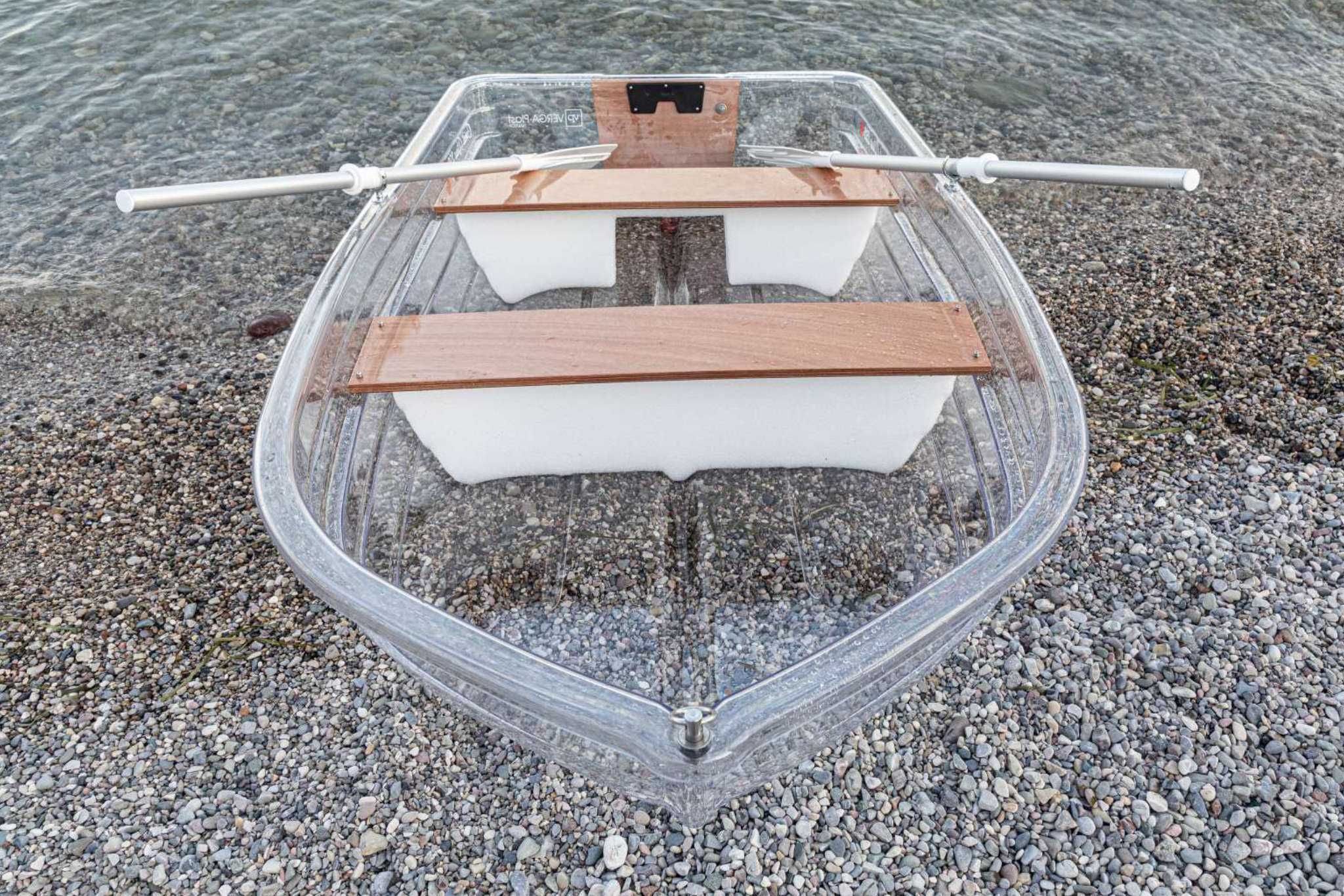Barco CORAL VIEW 250 em Policarbonato anti-choque, anti-sal e anti-UV
