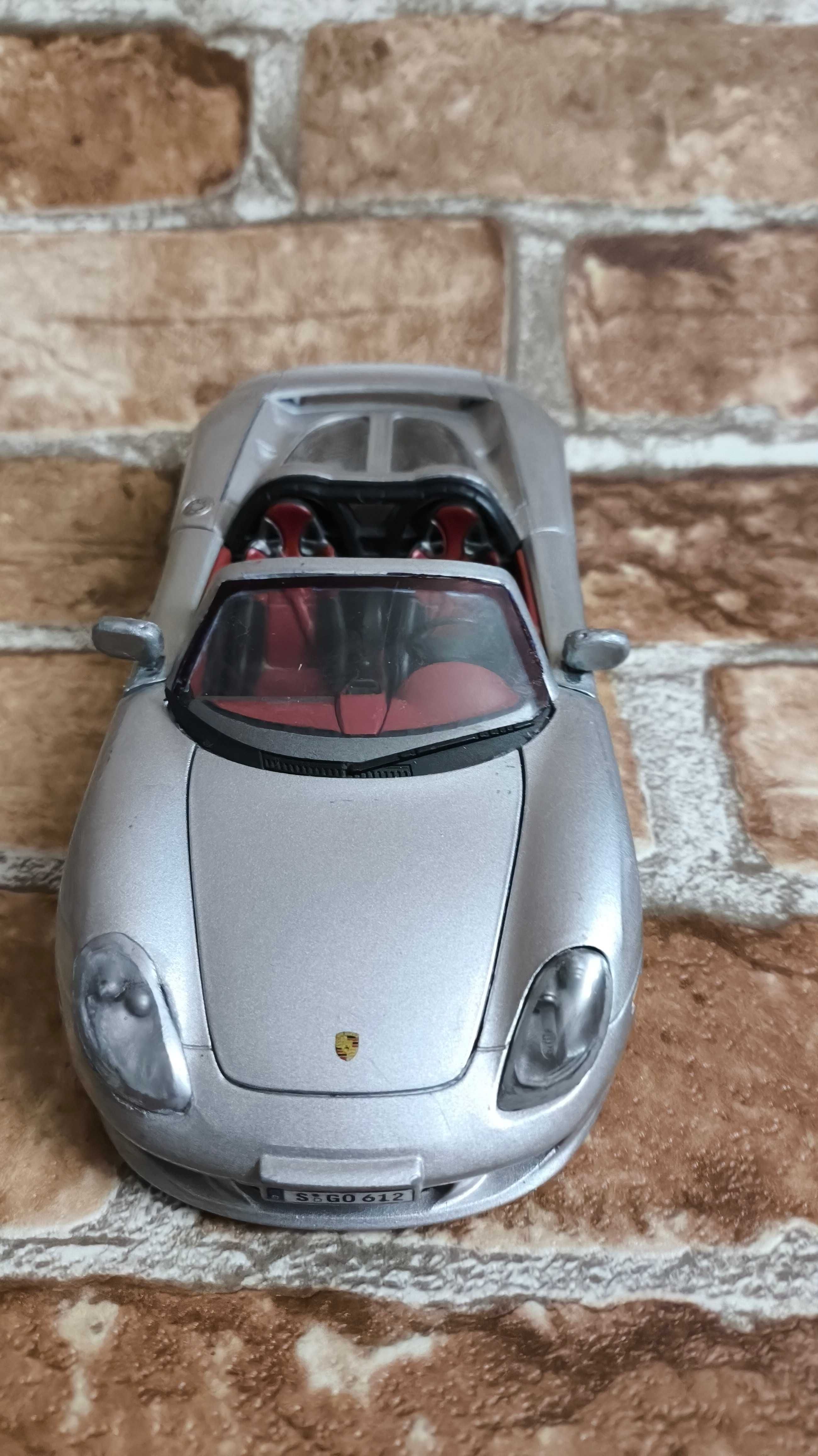 Машинка, іграшка Porsche Carrera GT 1:24 Hongwell