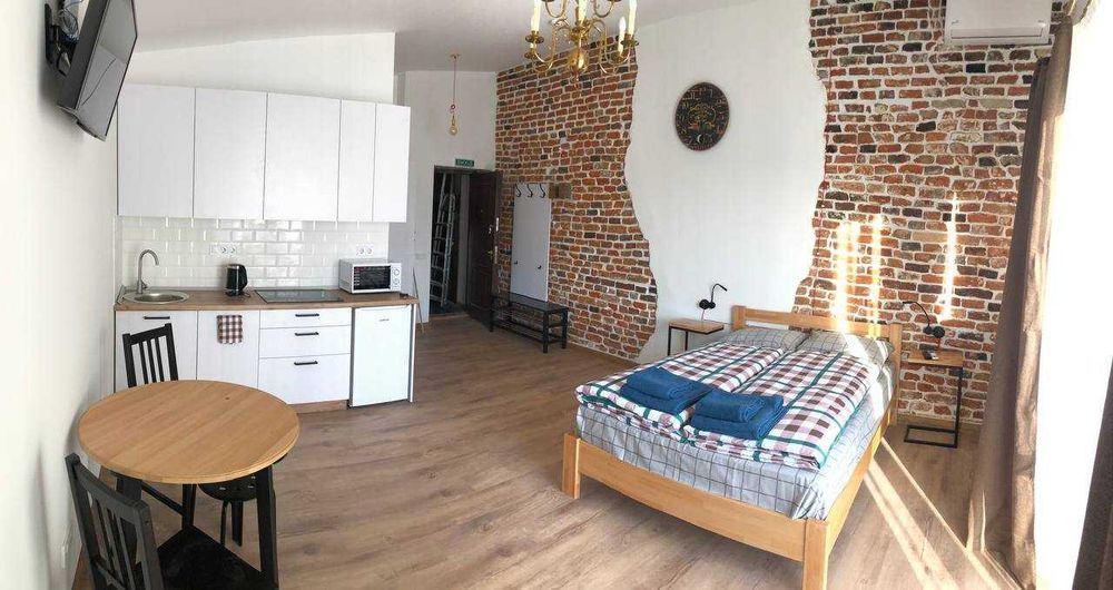 Оренда  апартаментів в  істор. центрі Львова,  площа Ринок, Світло є