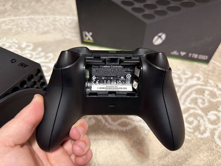Консоль Xbox Series X 1Tb