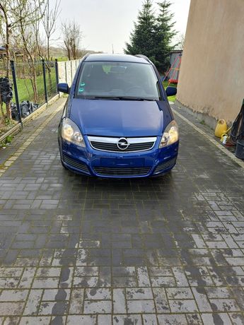 Opel Zafira b 1.9 cdti 120km sprowadzona