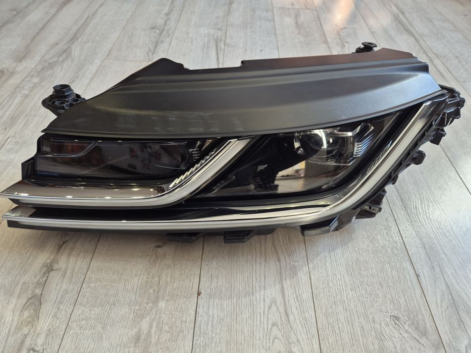 Фара ліва VW Arteon 2018-2025 USA