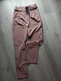 Spodnie Reserved nowe z metką pudrowy róż eleganckie r. S 36 z kantem
