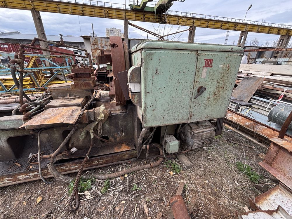 Токарний станок 1М 65 (ДИП 500) станина 2,8 м.