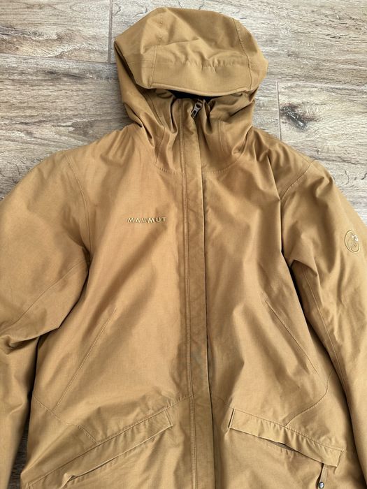 Змова куртка Mammut