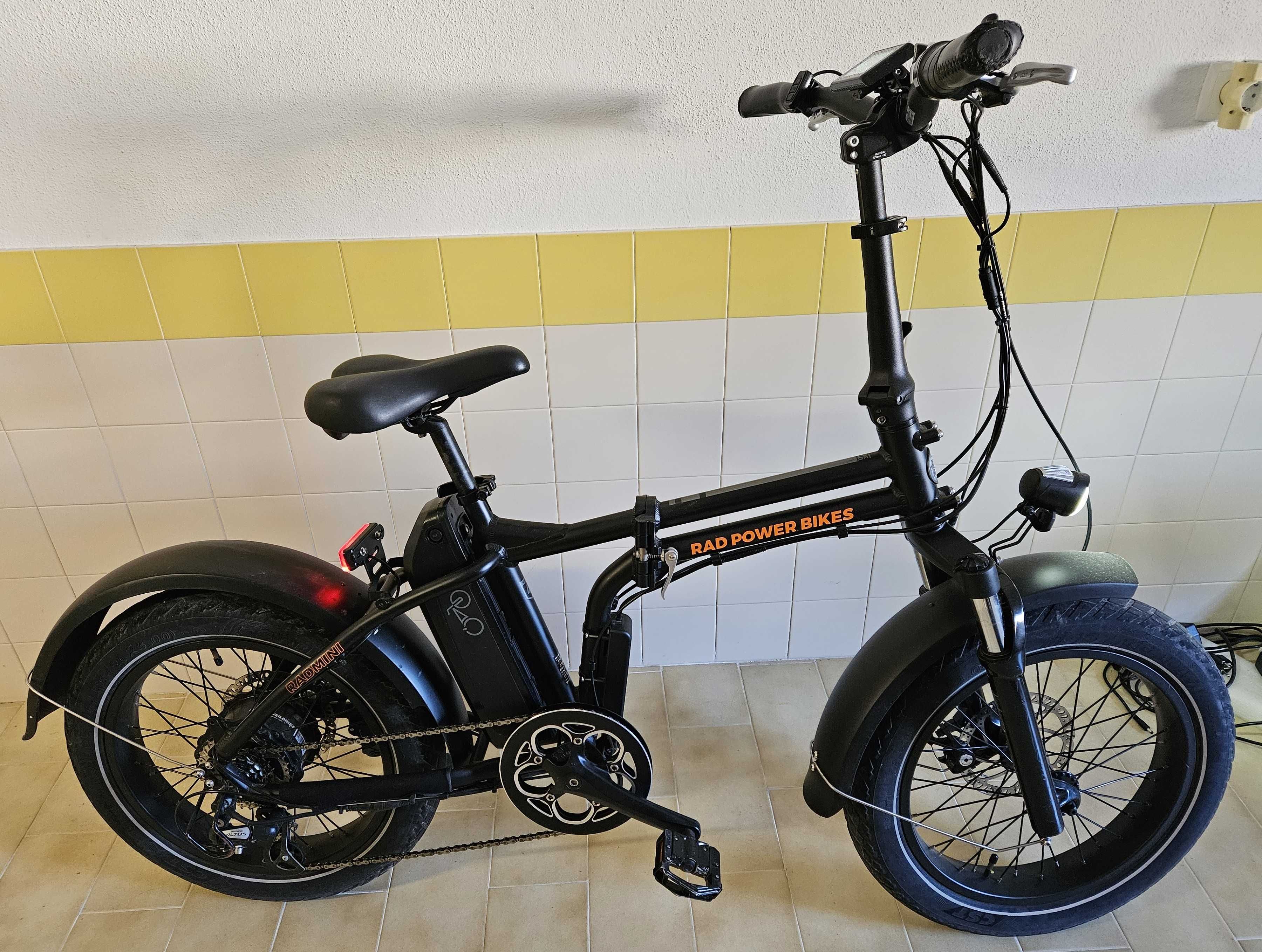 Bicicleta Eléctrica Dobrável + Extras |  Preço vai descer diariamen...