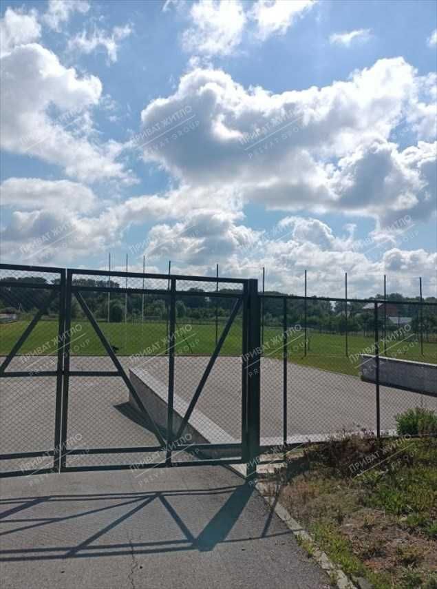 Ділянка під забудову біля річки Ворскла.
