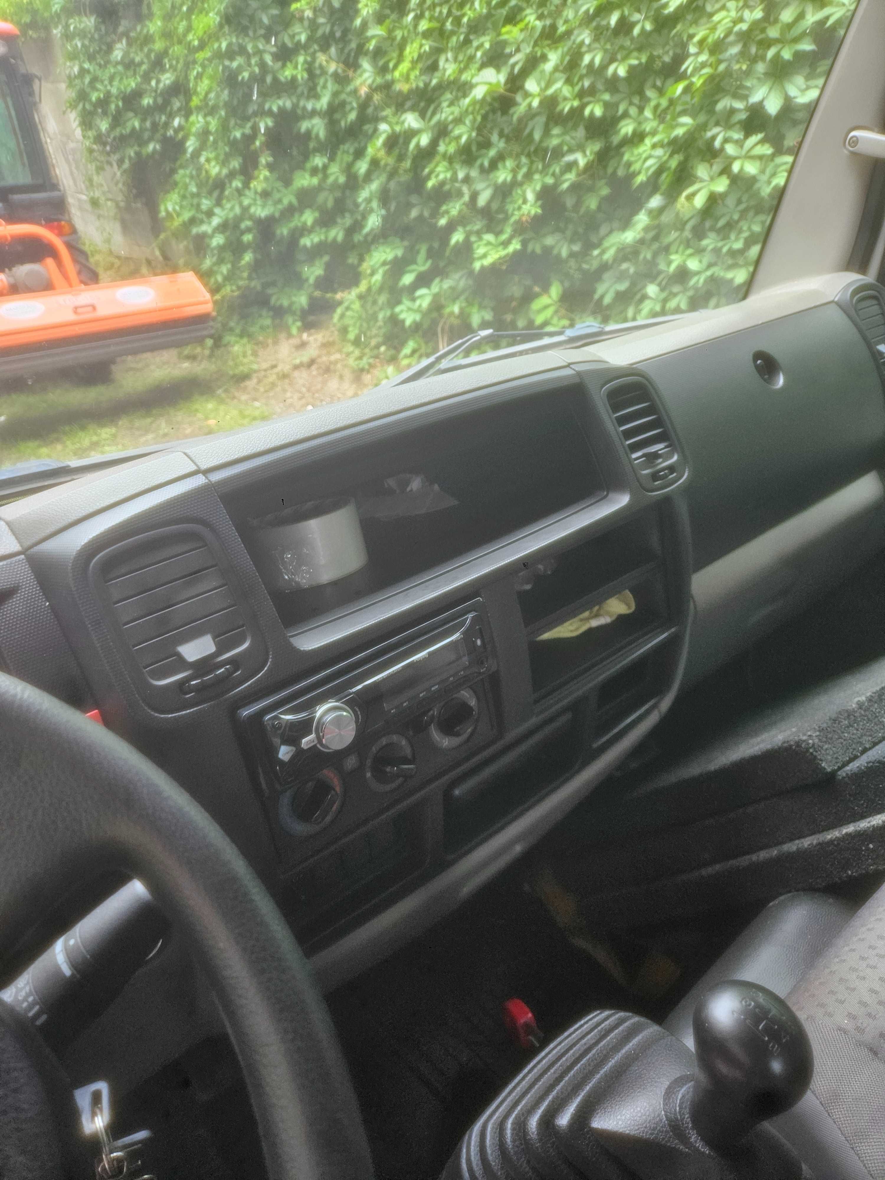 Zwyżka nissan cabstar 21 m