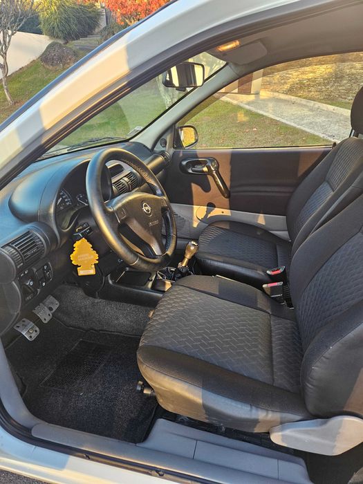 COMERCIAL OPEL CORSA 1.7 DIESEL MOTOR ISUZU IMPECAVEL