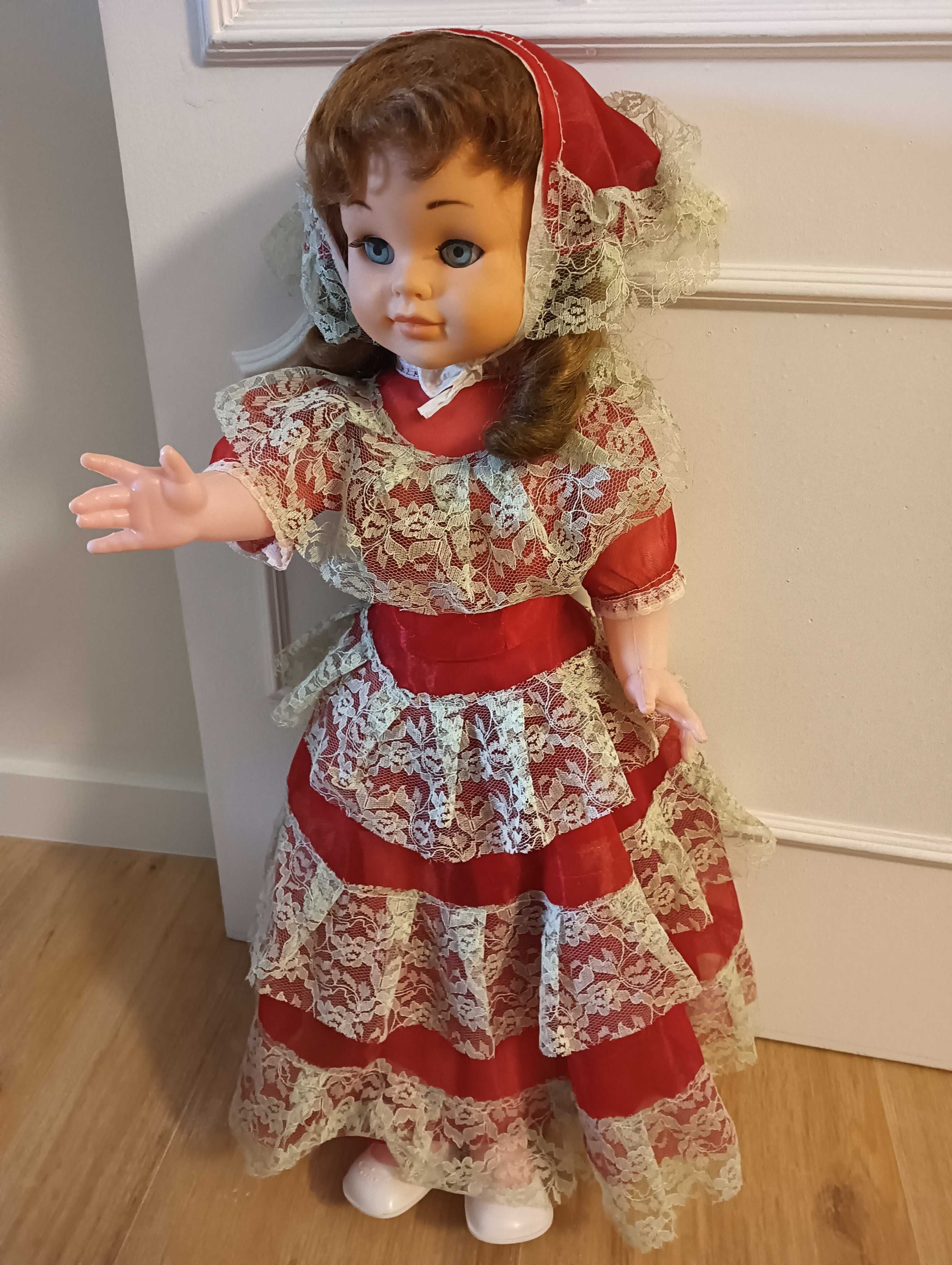 Boneca de outro tempo