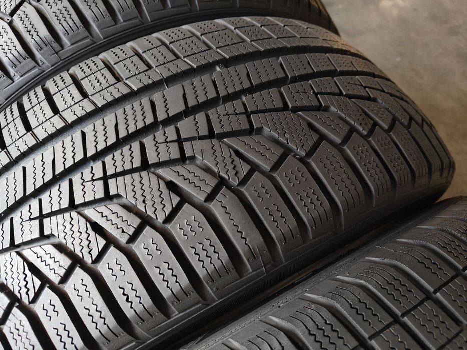 4шт Hankook Wіnter I*cept Evo2 R17 215 55 шини зимові