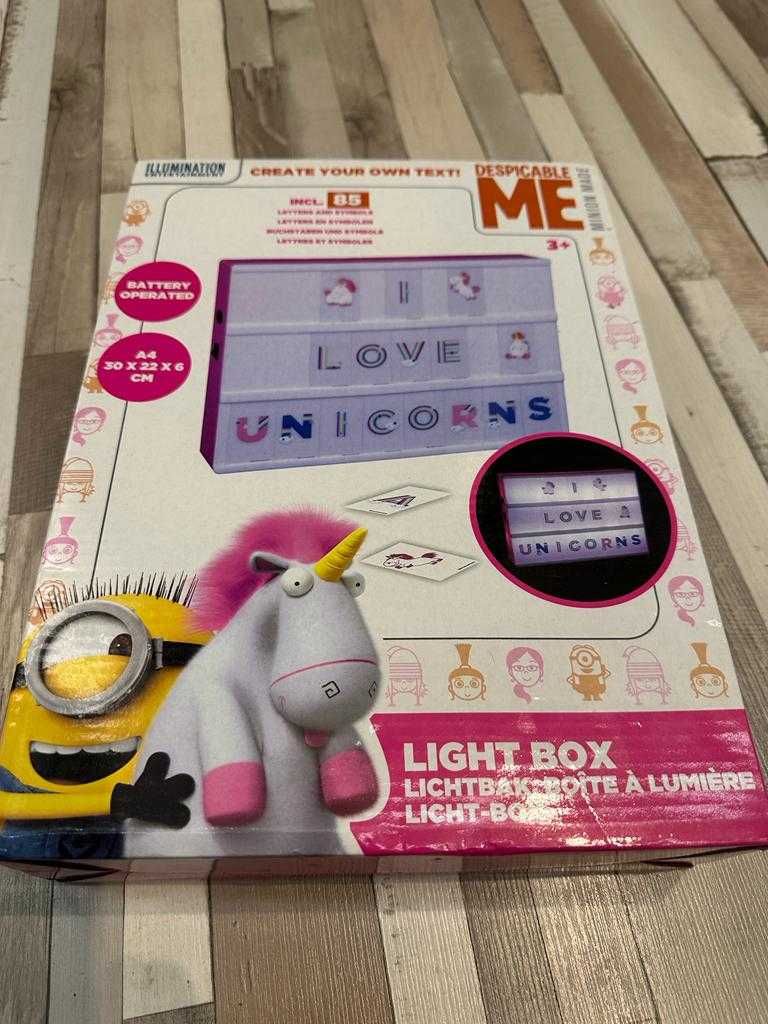 Tablica podśw. Led LightBox litery, Minionki Super prezent.