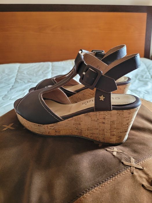 Sandália de plataforma Cubanas