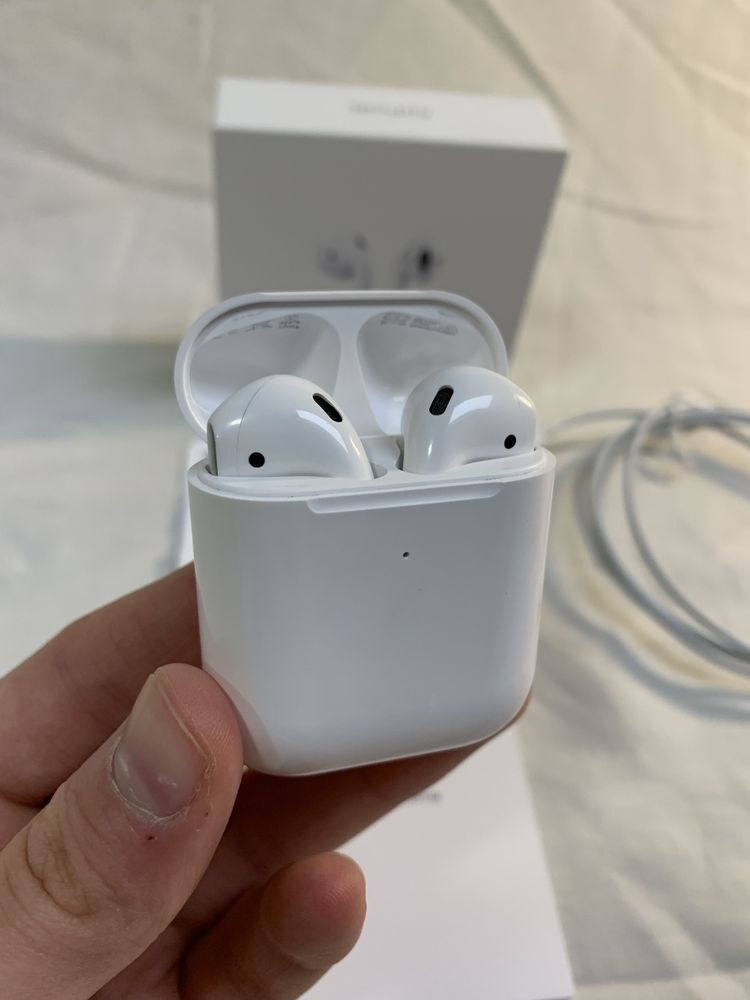 Навушники AirPods 2