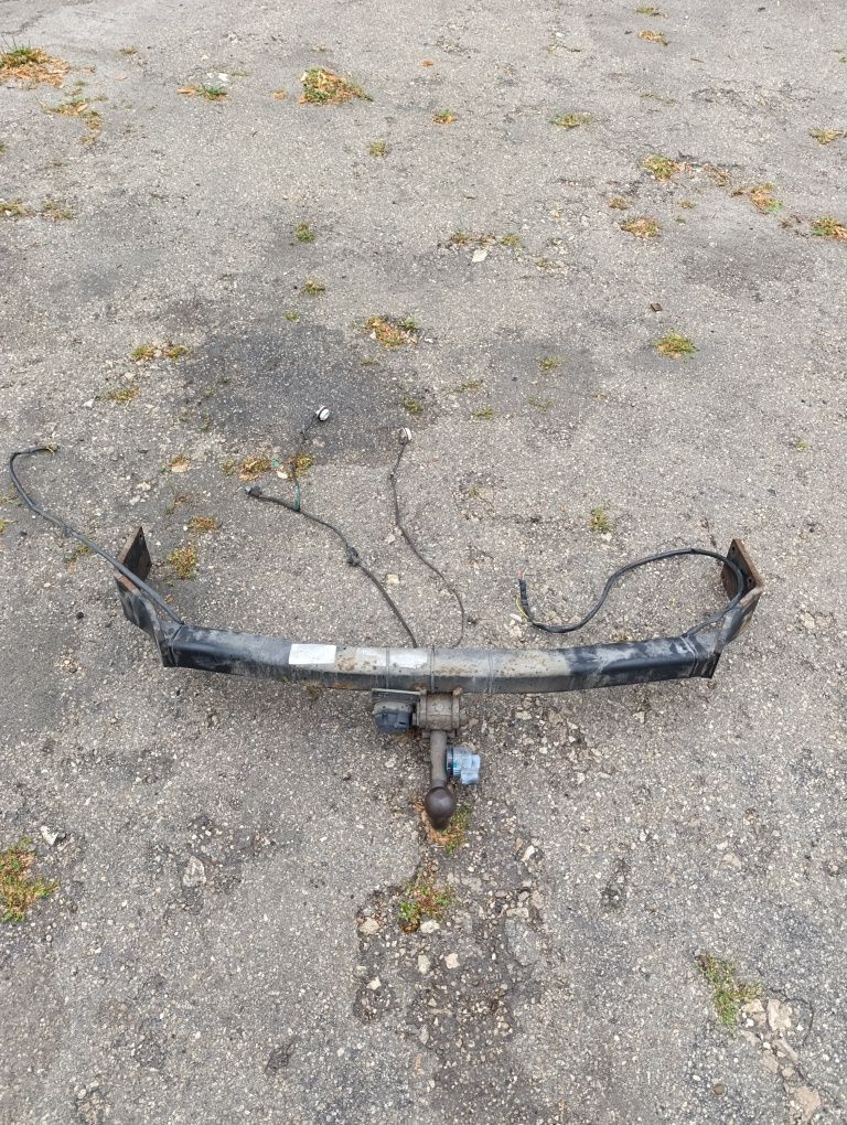 Фаркоп Хюндай Санта фе 2 Hyundai Santa fe 2 розборка