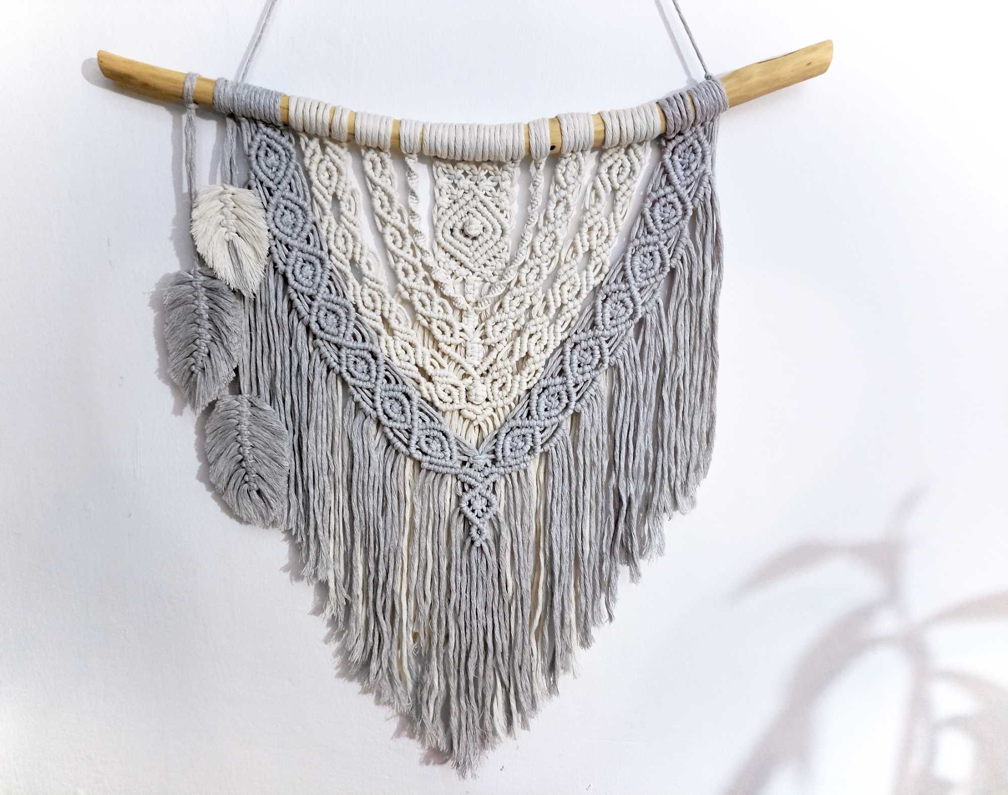 Macramé "Reflector beam"