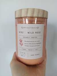 Świeca zapachowa DW Naturals Wild Rose 392 g NOWA