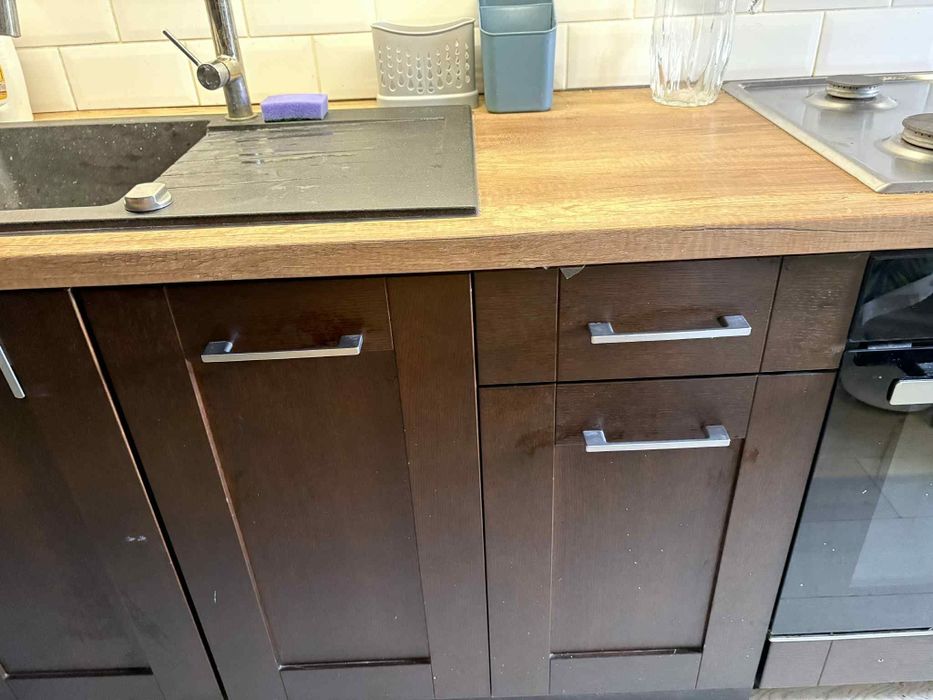 Zestaw mebli ze sprzętem AGD