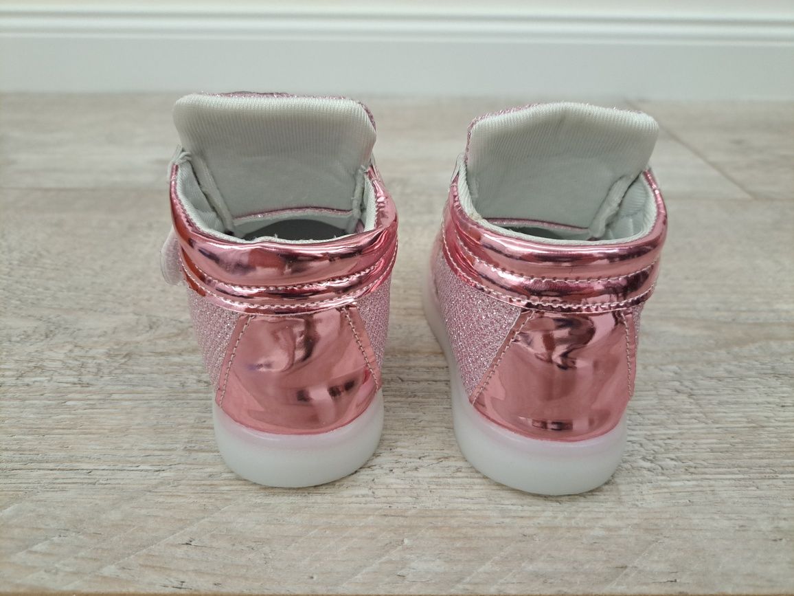 Buty/botki świecące LED-Hello Kitty/rozm. 24