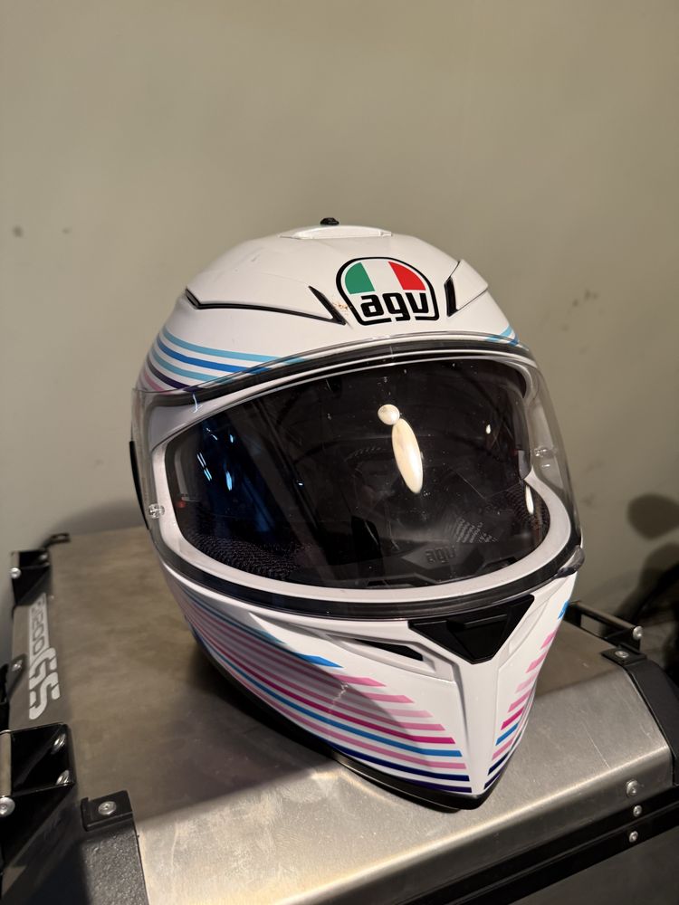 Мотошлем AGV, состояние нового