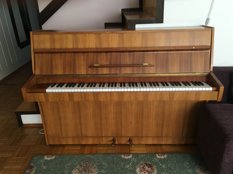 Pianino Calisia M-105