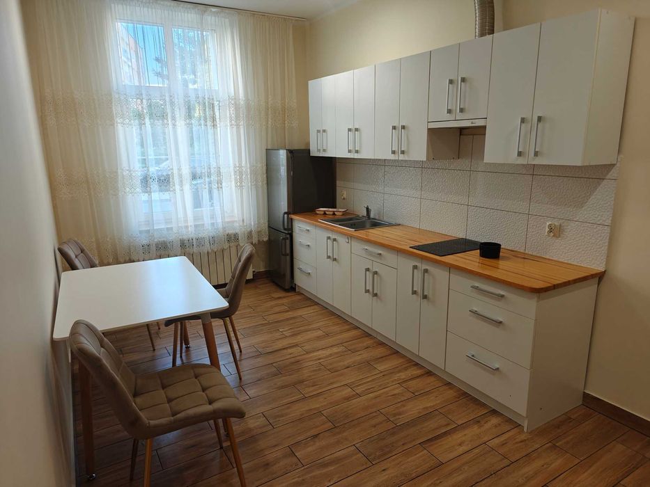Ełk – wynajmę mieszkanie 52 m², centrum, parter