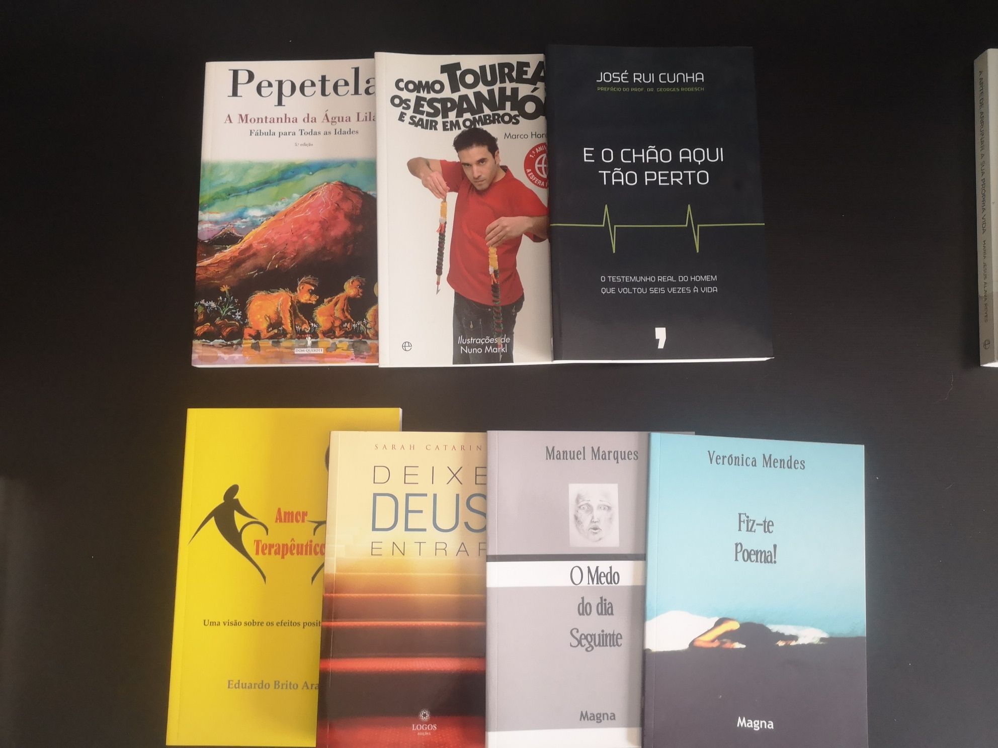 Varios livros, varios autores