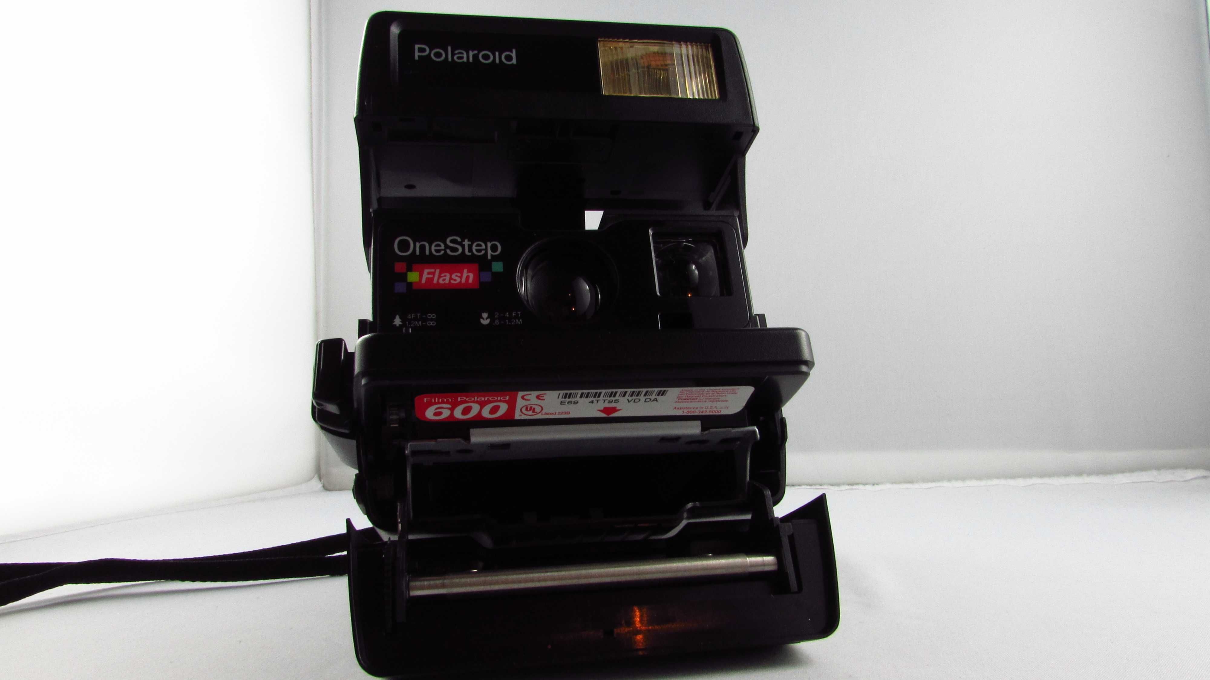 POLAROID - Aparat Natychmiastowy OneStep Flash 1.