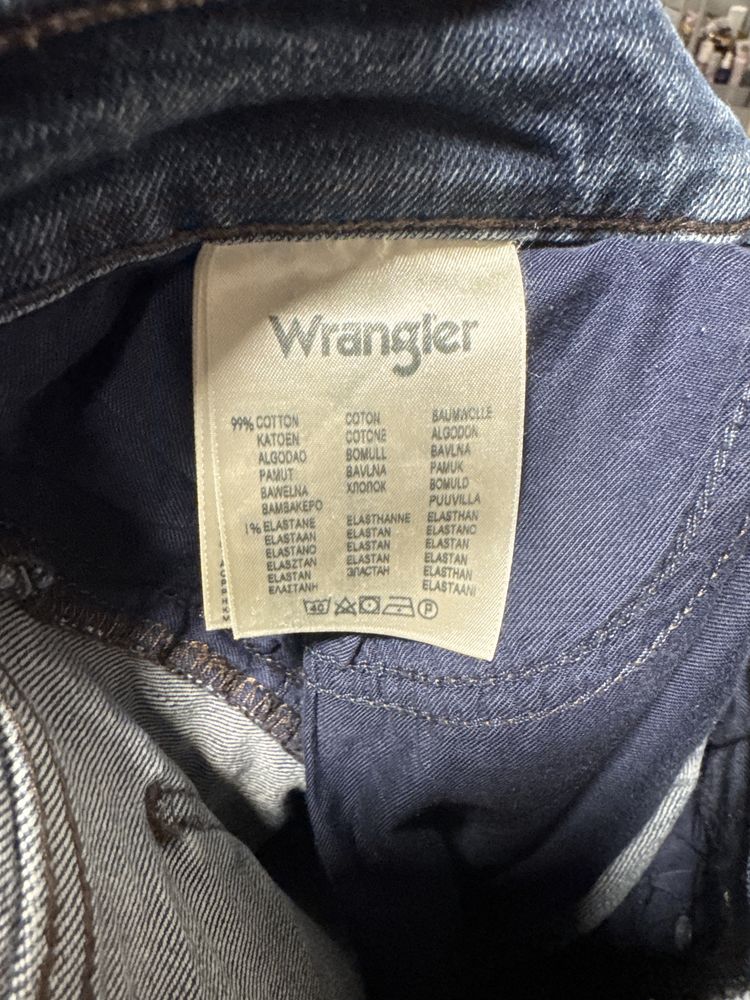 Spodnie jeansy Wrangler Arizona