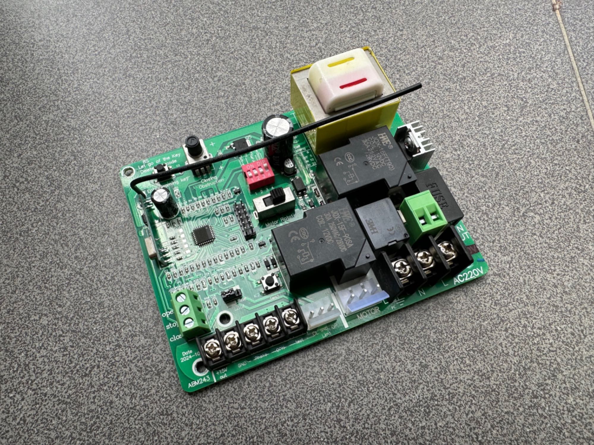 Central de Controlo Motor de Correr Vevor Nova