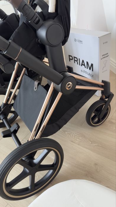 Продається коляска Cybex Priam 2in1 Off White, шасі Rose Gold