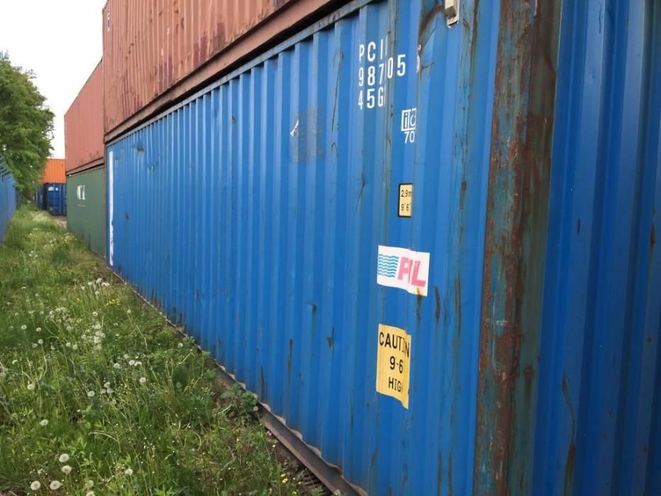 Kontener 40HC magazyn morski budowlany.