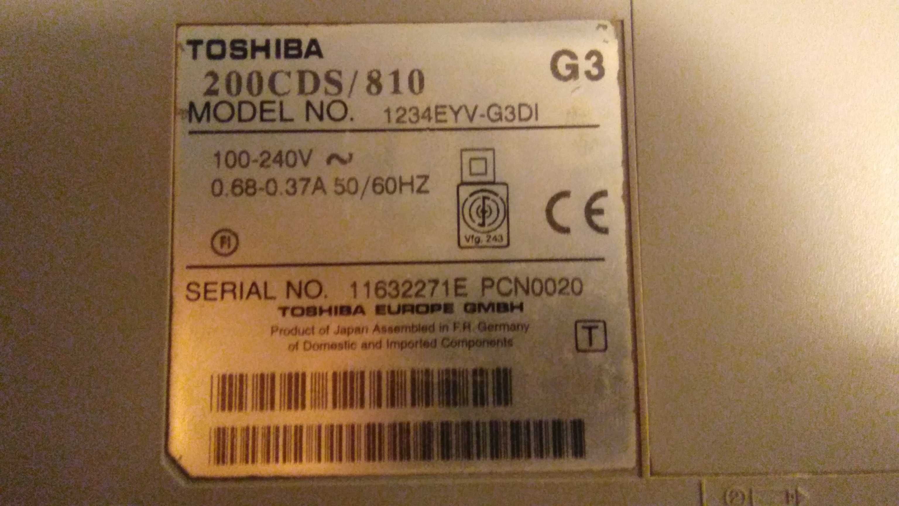 Portátil TOSHIBA 200CDS/810